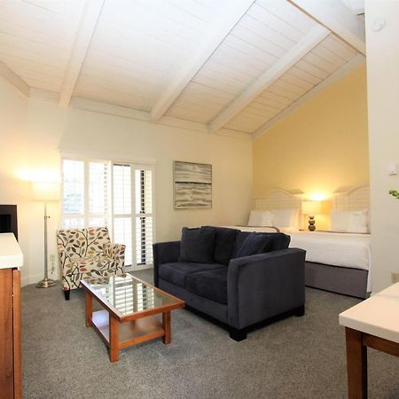 Lobos Lodge Carmel-by-the-Sea Exterior photo