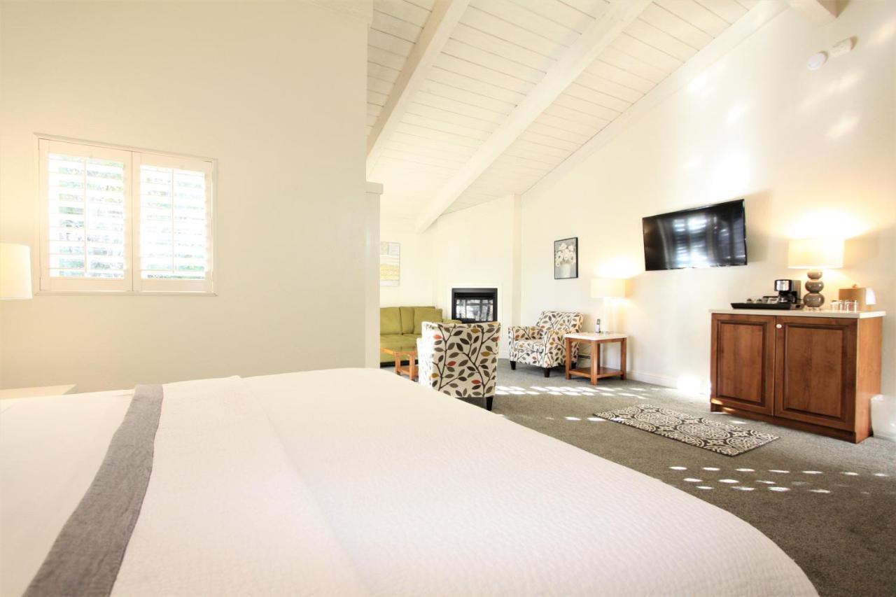 Lobos Lodge Carmel-by-the-Sea Exterior photo