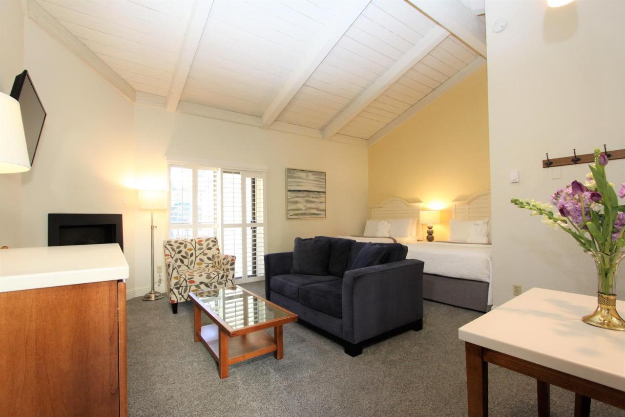 Lobos Lodge Carmel-by-the-Sea Exterior photo